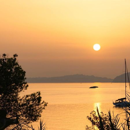 Nelinda Waterfront Accommodation Casamicciola Terme Exterior foto