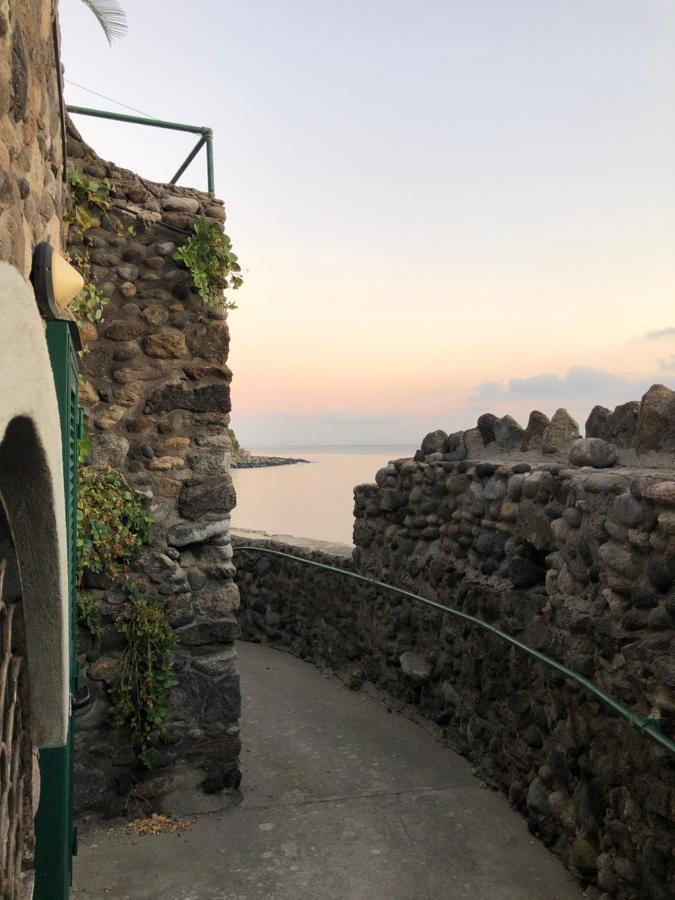 Nelinda Waterfront Accommodation Casamicciola Terme Exterior foto