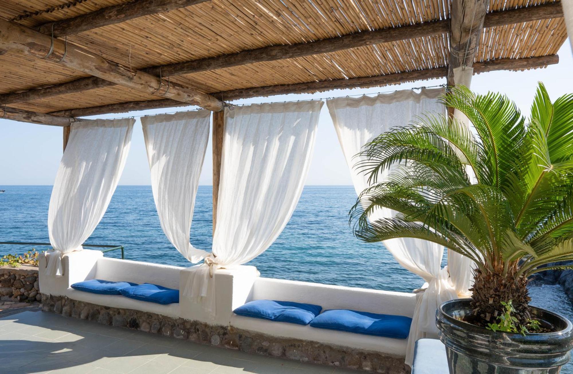 Nelinda Waterfront Accommodation Casamicciola Terme Exterior foto